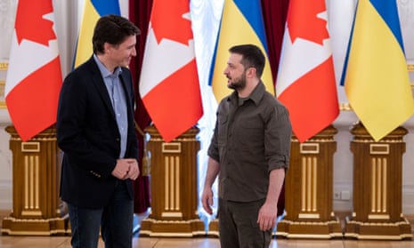 Canadian PM Trudeau meets Ukraine’s President Zelenskiy in KyivCanadian Prime Minister Justin Trudeau and Ukraine’s President Volodymyr Zelenskiy speak before a meeting, as Russia’s attack on Ukraine continues, in Kyiv, Ukraine May 8, 2022.