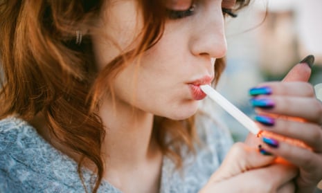 women's cigarette Smoking among middle-class women in England up by 25% in 10 years – study | Smoking women's cigarette Smoking among middle-class women in England up by 25% in 10 years – study | Smoking