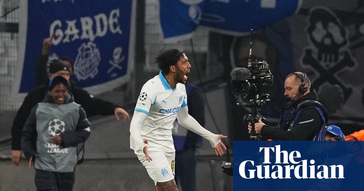 Aubameyang fires Marseille to win as Newcastle fail to heed Howe's warning
