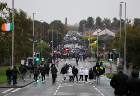 People blocking Garvaghy Road