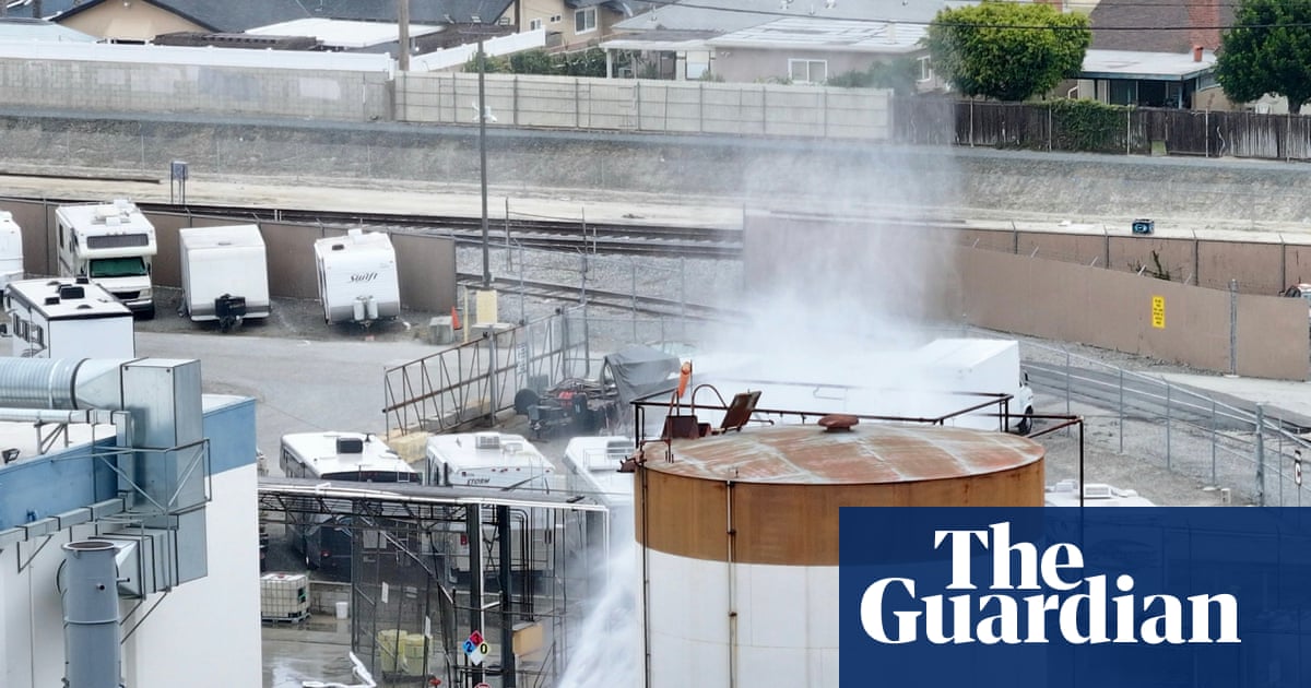 California: 40,000 people ordered to evacuate over chemical leak fears