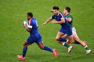 France 35-27 Ireland: Six Nations 2020 decider – as it happened | Sport 2 Virimi Vakatawa runs through to score a try after receiving the pass from Ntamack.