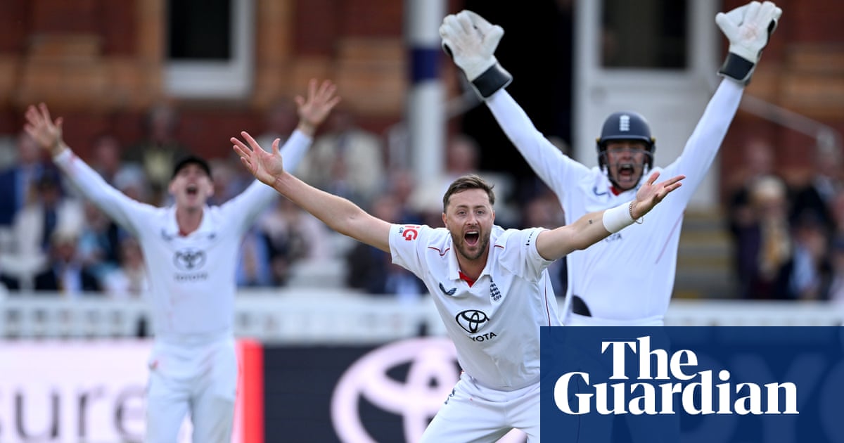Misbehaving Lord’s pitch is a return to unpredictable era of unplayable chaos