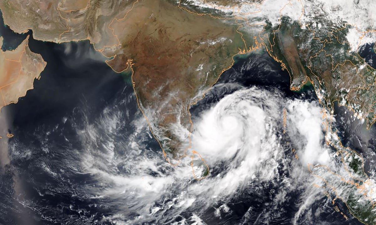 Cyclone Fani India Evacuates 800 000 From Coastal Areas World News The Guardian