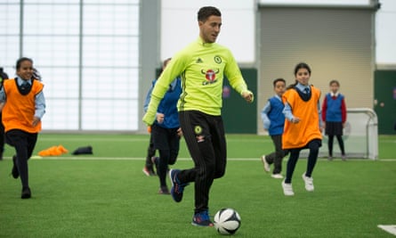Eden Hazard shows schoolchildren some of the dribbling ability he has demonstrated on a regular basis in the Premier League.