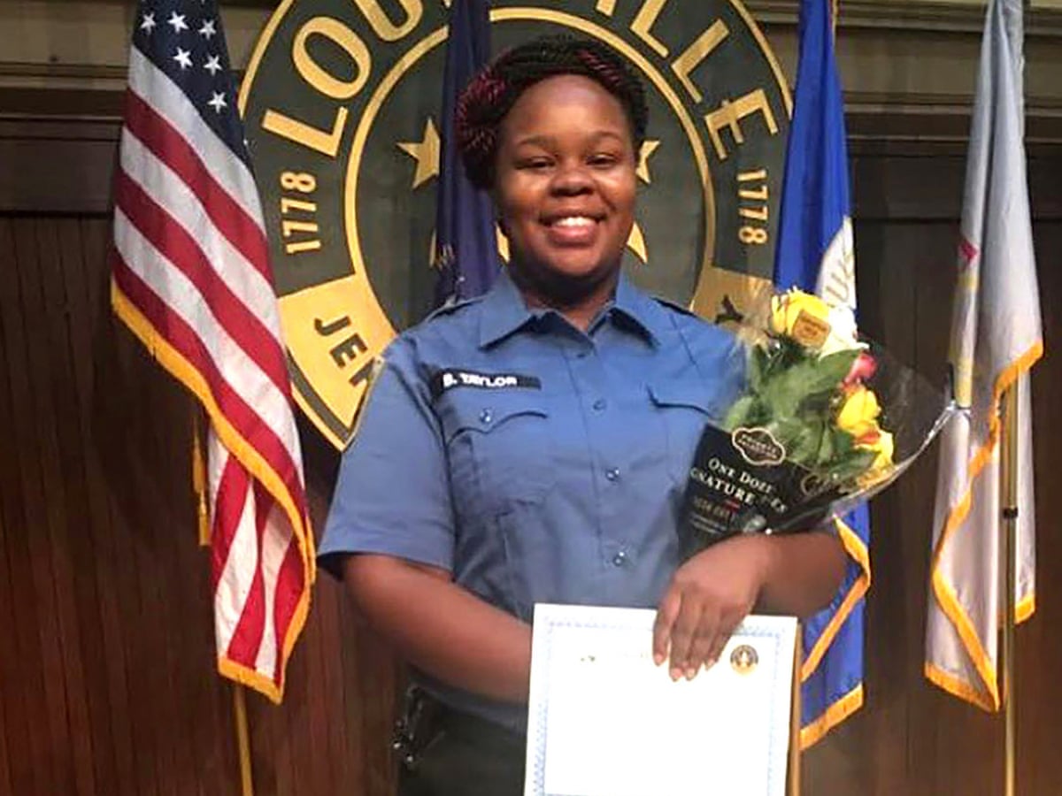 Breonna Taylor Shooting Hunt For Answers In Case Of Black Woman Killed By Police Kentucky The Guardian