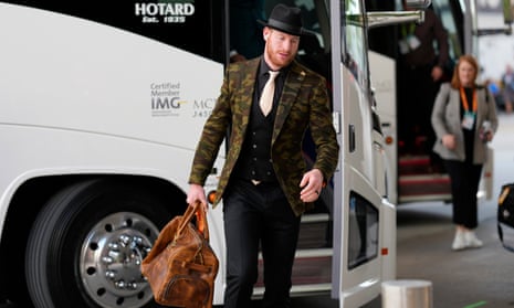 Kansas City Chiefs backup quarterback Carson Wentz faces his old team today.