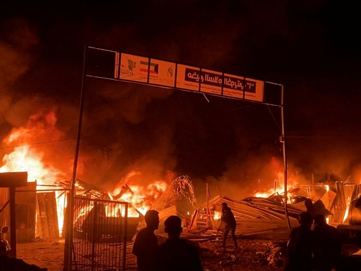 Israeli airstrike kills 35 in Rafah after Hamas launches rockets at Tel Aviv | Israel-Gaza war | The Guardian