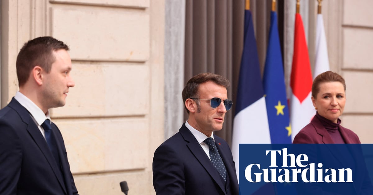 Macron expresses support of Greenland in Greenlandic and Danish – video