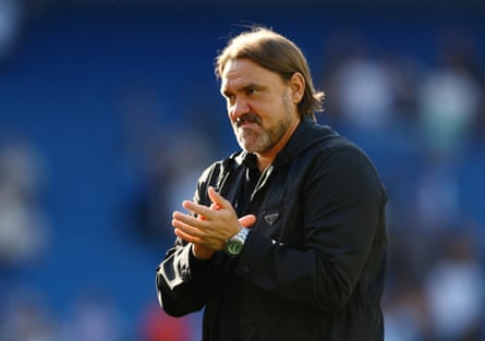 Daniel Farke applauds Leeds' supporters at Elland Road