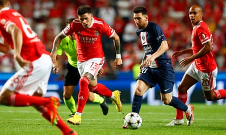 Lionel Messi has Benfica players backing off.