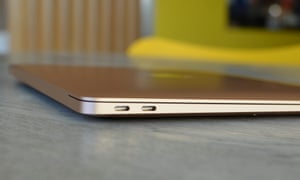 apple macbook air review