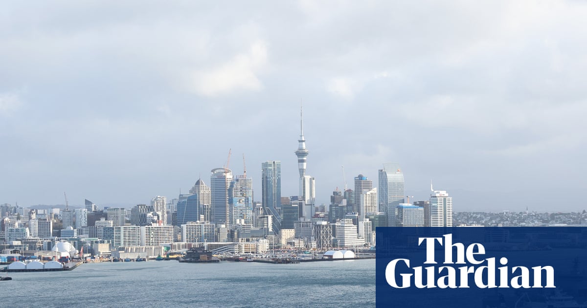 New Zealand loosens residency restrictions as record numbers of citizens leave