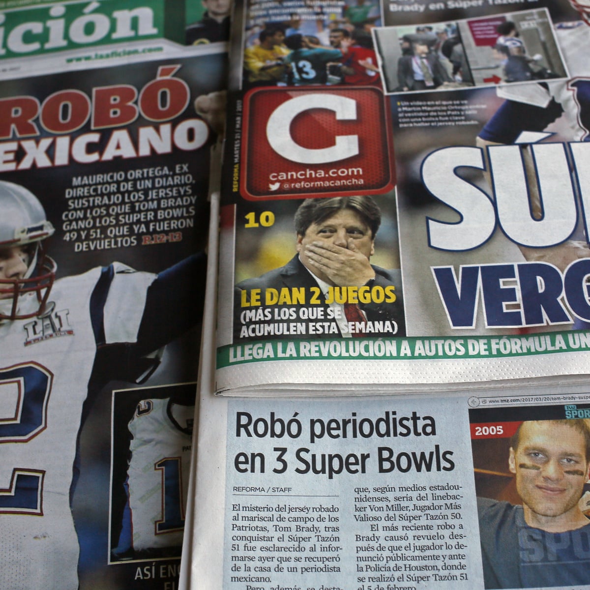 Case Closed Tom Brady S Missing Super Bowl Jerseys Returned To Patriots Tom Brady The Guardian