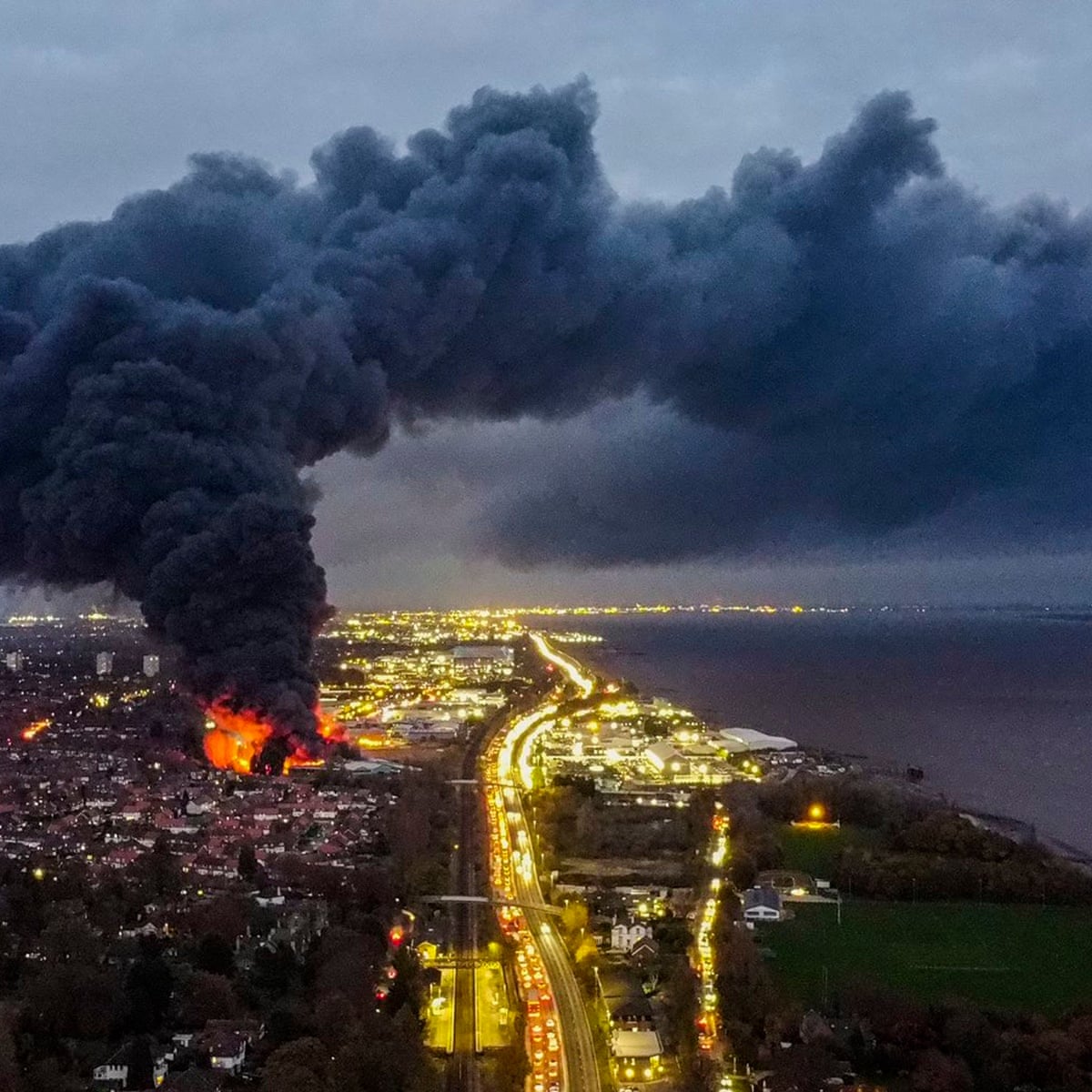 hessle fire explosions heard as firefighters tackle huge blaze near hull hull the guardian