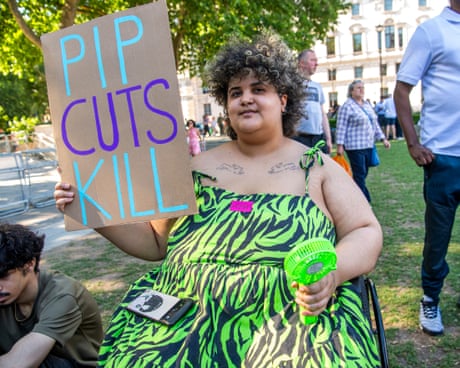 Labour rebel claims Starmer risks defeat on welfare bill with ‘loads’ of MPs planning to vote against it – UK politics live