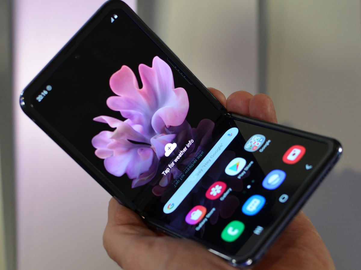 Return Of The Flip Phone Should You Pay 1 300 For A Phone That Reminds You Of 03 Technology The Guardian Return Of The Flip Phone Should You Pay 1 300 For A Phone That Reminds You Of 03 Technology The Guardian