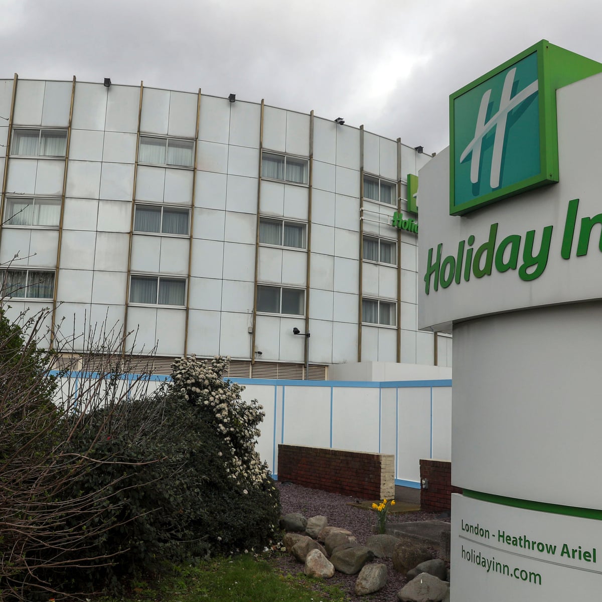 Coronavirus Confusion As Nhs Helpline Gives Out Wrong Advice Uk News The Guardian