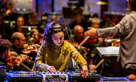 Shiva Feshareki with BBC Concert Orchestra conducted by André de Ridder.