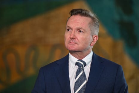 Australia news live: six out of 81 fuel shipments cancelled since start of Iran war, Bowen says; Tropical Cyclone Narelle crosses NT coast as category three system