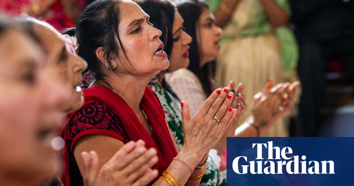 Panic and sadness': British Gujaratis in Harrow gather to mourn Air India dead