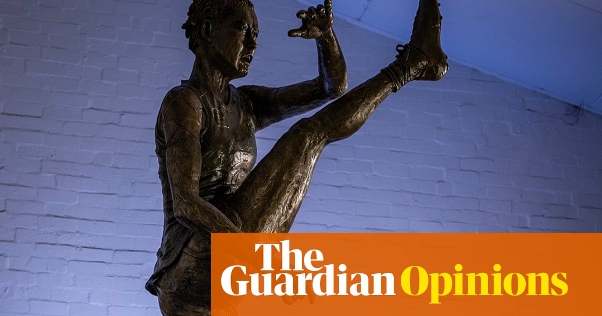 Tayla Harris has been immortalised in bronze. It is a win for womens sport | Kasey Symons