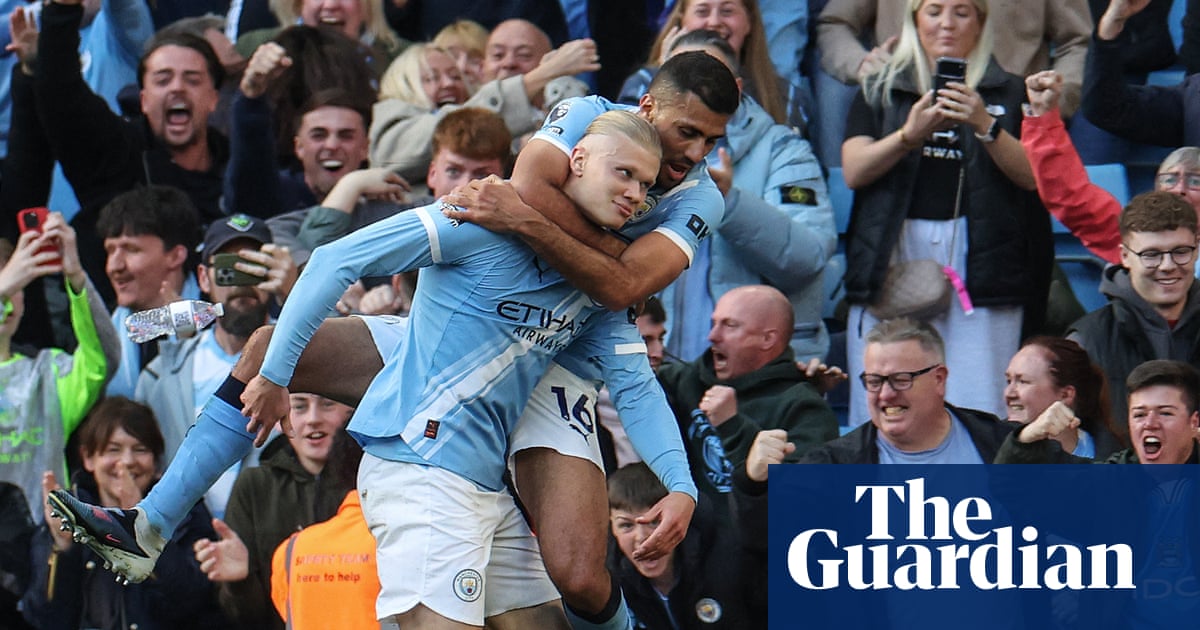 Erling Haaland sinks Arsenal to give Manchester City edge in title race