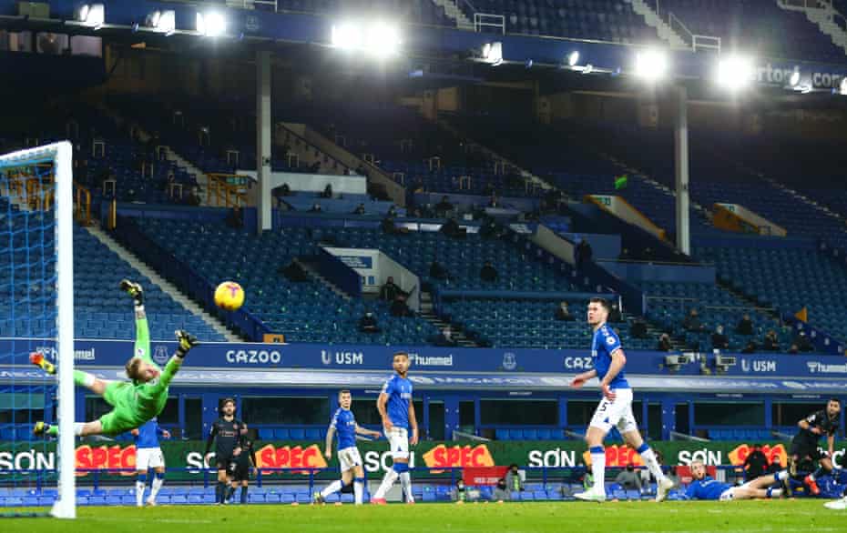 Riyad Mahrez (right) curls in Manchester City’s second goal.