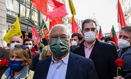The Portuguese prime minister, Antonio Costa (centre), during a rally in Lisbon