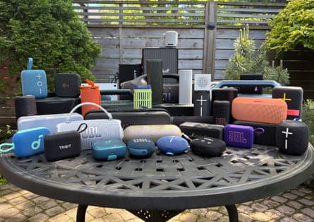 a group photo of reviewed Speakers
