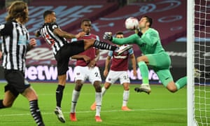 Newcastle United’s Callum Wilson scores their first goal.