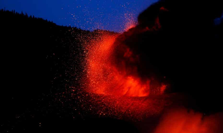 Cumbre Vieja volcano spews lava