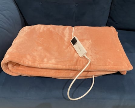 VonHaus Pink Heated Throw Blanket