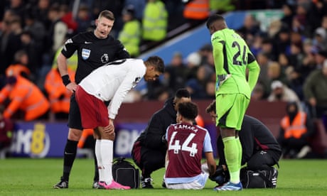 Boubacar Kamara suffers ‘significant knee ligament injury’, say Aston Villa