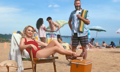 Tourism Australia releases new campaign staring Kylie Minogue. 'Matesong' is an to get Brits to come to Australia for a holiday.