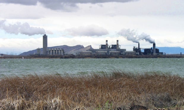 The Four Corners Power Plant in Waterflow, New Mexico, one of the country’s largest emitters of carbon dioxide, is one of 13 coal plants to have announced closure plans.