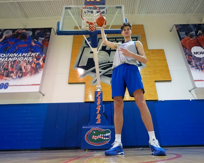 Florida’s 7ft 9in Oliver Rioux becomes tallest player in college basketball history