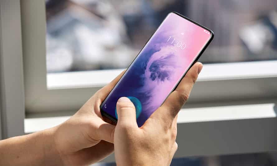 Oneplus 7 Pro Phone Launch Massive Screen And Pop Up Camera Smartphones The Guardian Oneplus 7 Pro Phone Launch Massive Screen And Pop Up Camera Smartphones The Guardian
