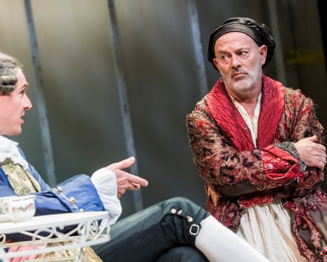 Mark Umbers (David Garrick) and Keith Allen (William Hogarth) in The Taste Of The Town from Hogarth's Progress by Nick Dear @ Rose Theatre, Kingston. Directed by Anthony Banks. (Opening 29-09-18) ©Tristram Kenton 09-18 (3 Raveley Street, LONDON NW5 2HX TEL 0207 267 5550 Mob 07973 617 355)email: tristram@tristramkenton.com