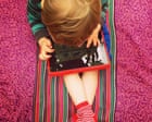 Keep under-fives’ screen time to no more than an hour a day, UK advice says Keep under-fives’ screen time to no more than an hour a day, UK advice says