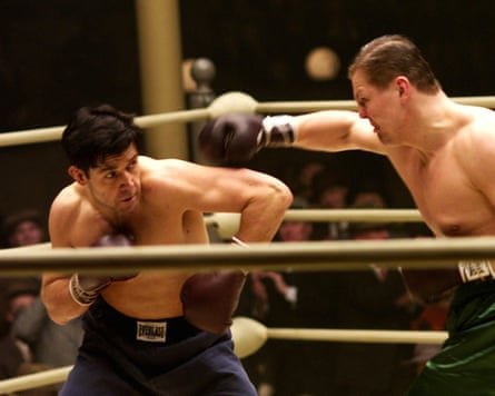 Crowe in Cinderella Man.