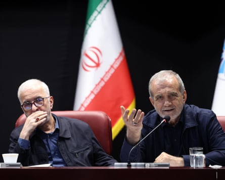 Iranian President Masoud PezeshkianTEHRAN, IRAN - MAY 27: (----EDITORIAL USE ONLY â" MANDATORY CREDIT - 'IRANIAN PRESIDENCY / HANDOUT' - NO MARKETING NO ADVERTISING CAMPAIGNS - DISTRIBUTED AS A SERVICE TO CLIENTS----) Iranian President Masoud Pezeshkian meets with members of the Tehran Chamber of Commerce in Tehran, Iran on May 27, 2026. (Photo by Iranian Presidency/Anadolu via Getty Images)