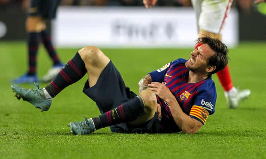 Barcelona Thump Sevilla But Fractured Arm Rules Lionel Messi Out Of Clasico La Liga The Guardian