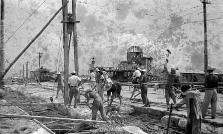 Labourers working on the restoration of Hiroshima’s Aioi Bridge in 1949.