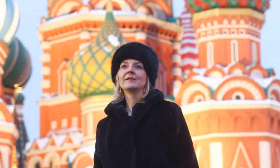 Liz Truss arrives in Moscow with &#39;toughest sanctions&#39; plan delayed |  Foreign policy | The Guardian