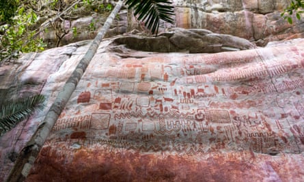 Many of the paintings are very high up, similar to these at the nearby site of Cerro Azul, some so high they can only be reached by drones.