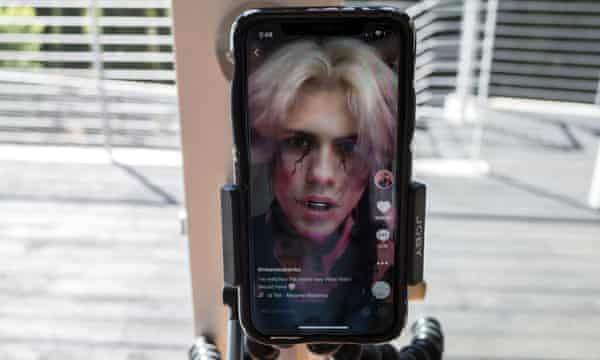 Twenty Tech Trends For 2020 Smartphones The Guardian Smartphone Gadget Trends 2022