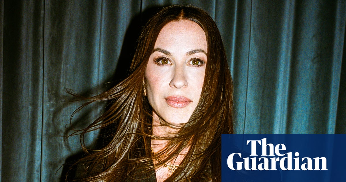 ‘If men couldn’t have sex with me, they didn’t know what to do with me’: Alanis Morissette on addiction, midlife liberation and the predatory 90s