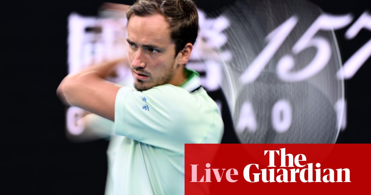 Australian Open 2022 quarter-final: Auger-Aliassime v Medvedev – live!