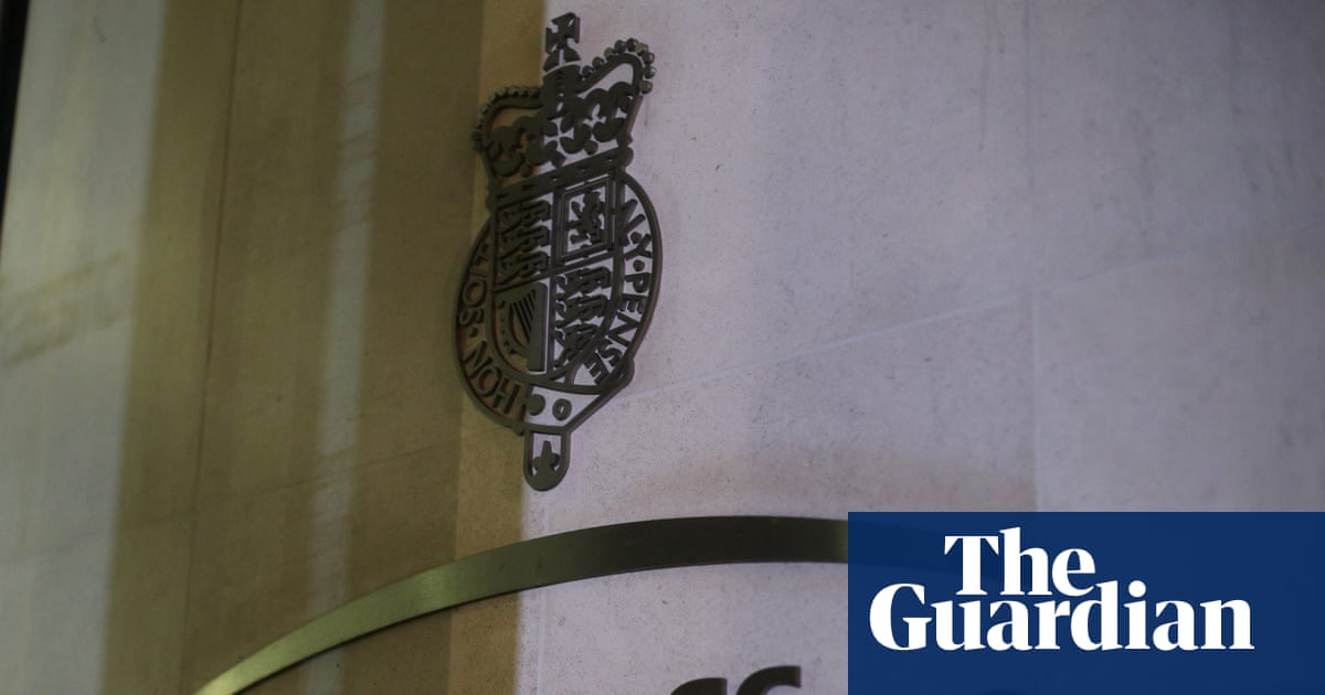 More than half of Windrush compensation claims rejected by Home Office, report finds
